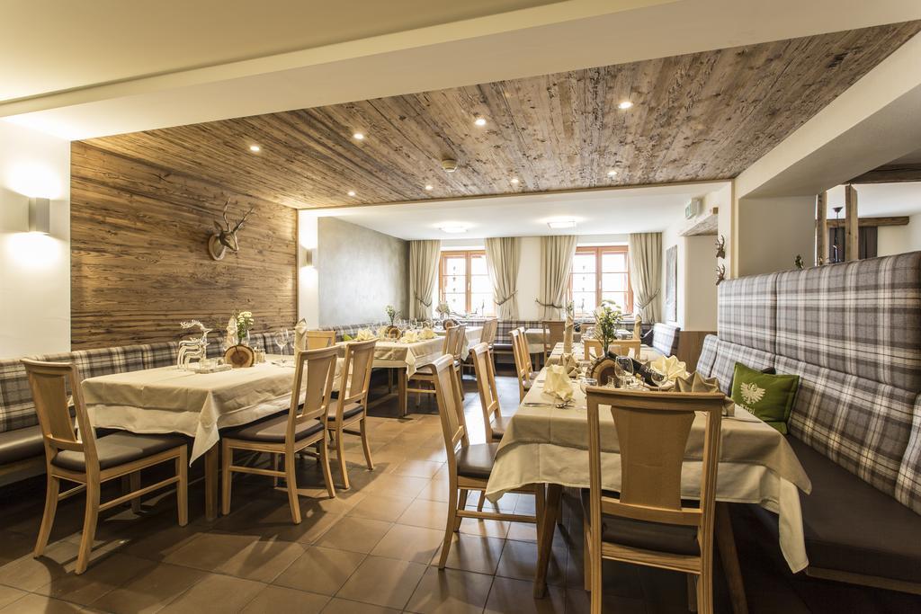 Posthotel Pfunds Exteriér fotografie