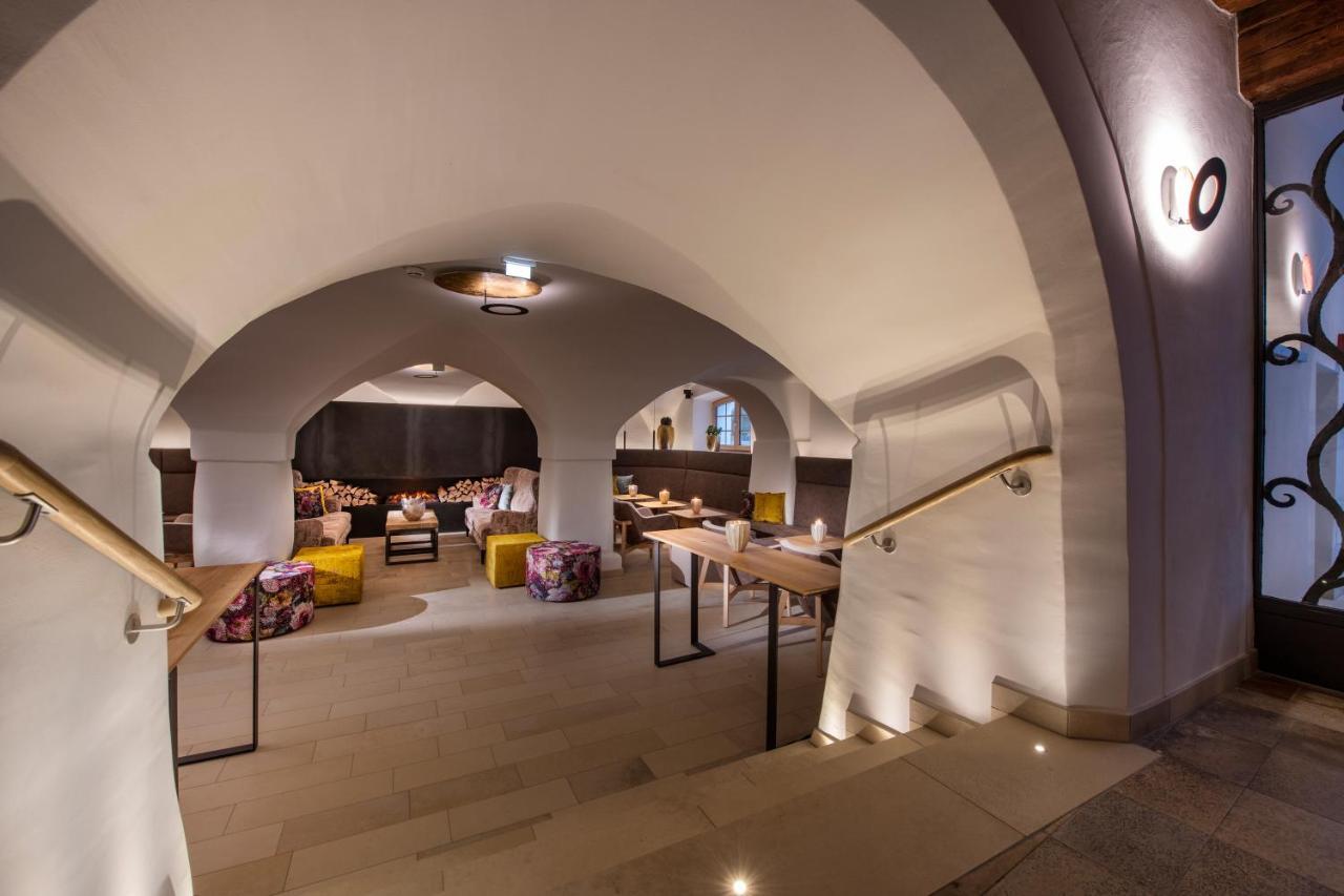 Posthotel Pfunds Exteriér fotografie