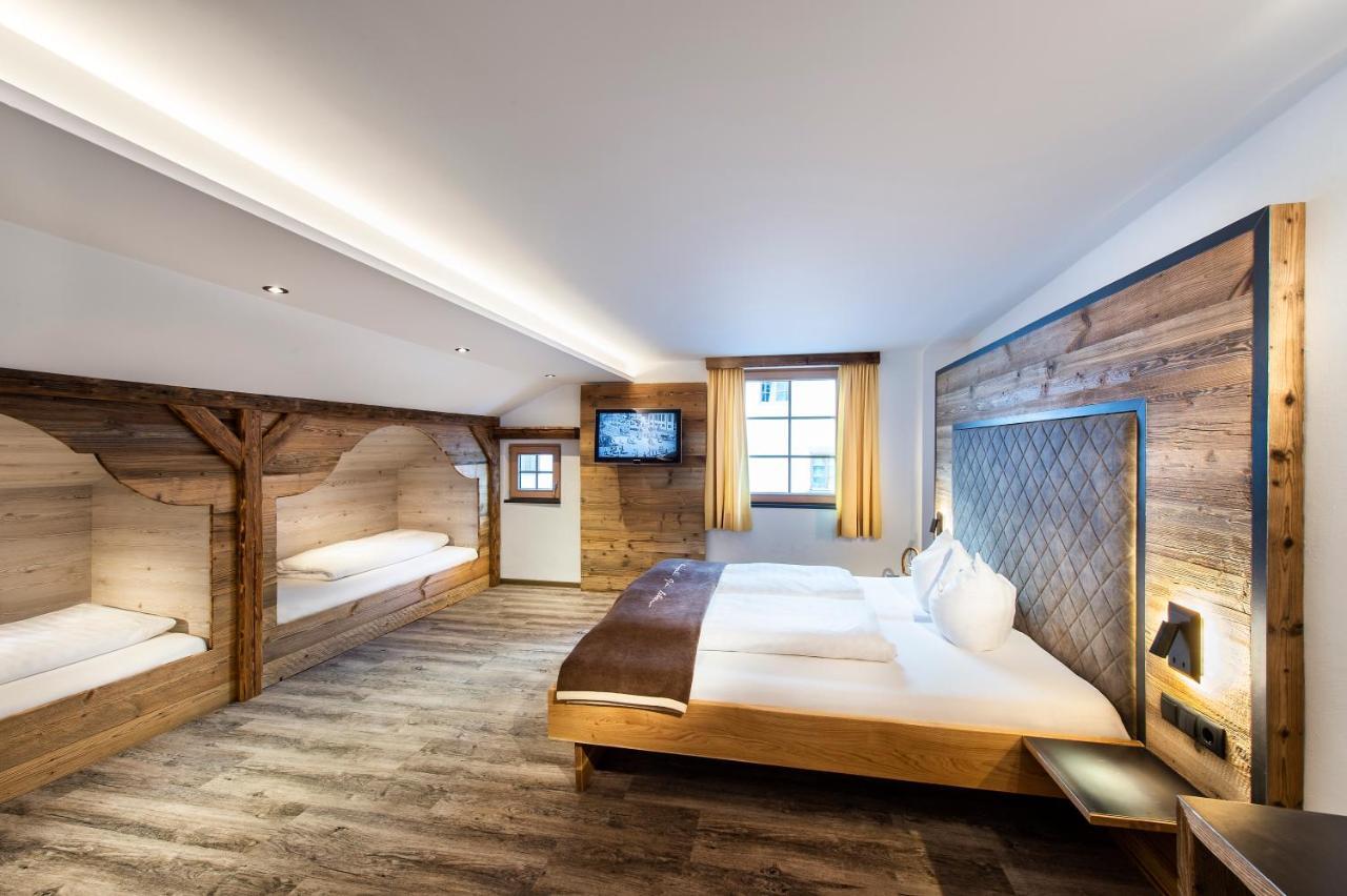 Posthotel Pfunds Exteriér fotografie